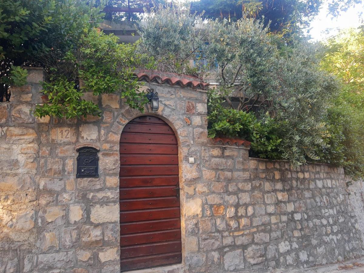 Sea-Side Old Stone Villa With A Private Garden Budva Kültér fotó