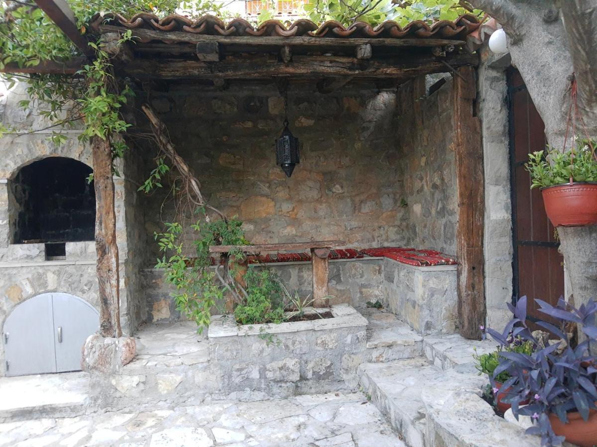 Sea-Side Old Stone Villa With A Private Garden Budva Kültér fotó