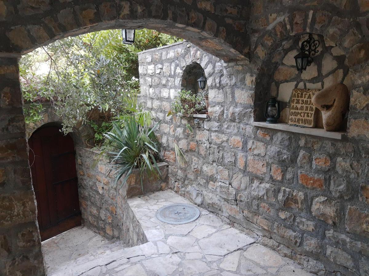 Sea-Side Old Stone Villa With A Private Garden Budva Kültér fotó