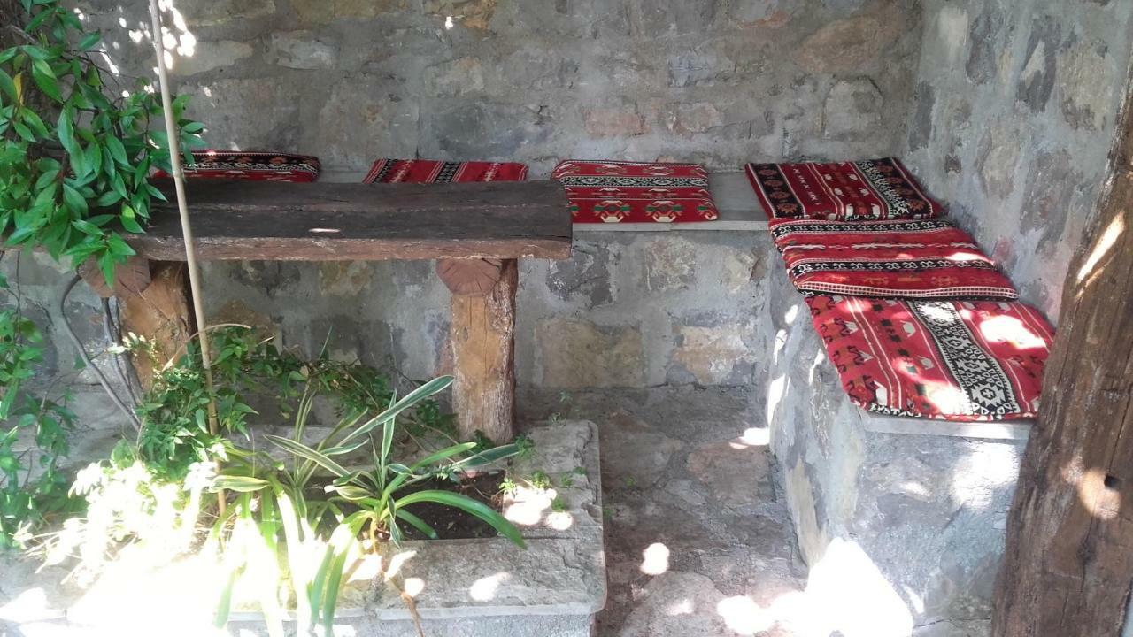 Sea-Side Old Stone Villa With A Private Garden Budva Kültér fotó
