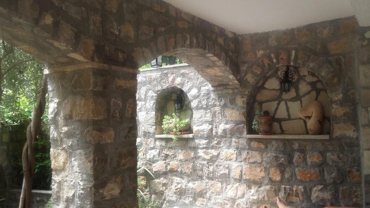 Sea-Side Old Stone Villa With A Private Garden Budva Kültér fotó